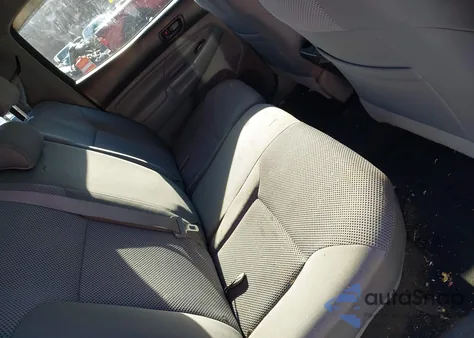 2013 Toyota Tacoma Base V6 z USA, uszkodzony, nr VIN 3TMLU4EN9DM123294